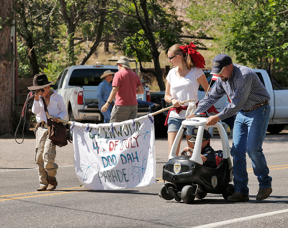Great Photos from the Glenwood Doo Dah Parade