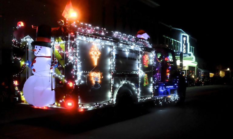 27th Annual Lighted Christmas Parade